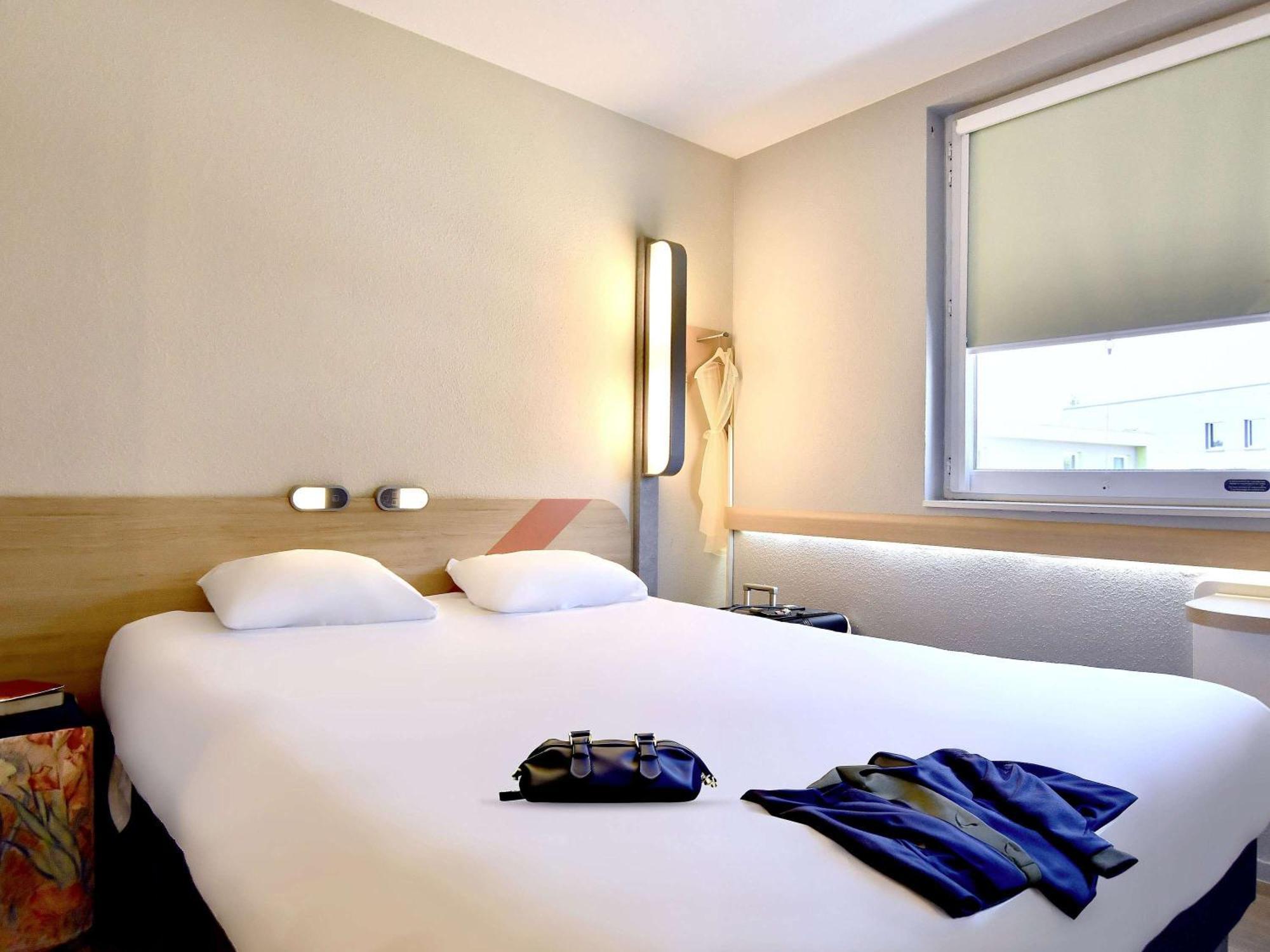Ibis Budget Nantes Reze Aeroport ภายนอก รูปภาพ
